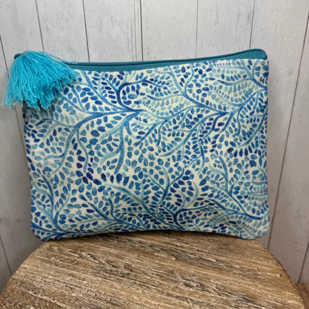 Blue Cotton Makeup Bag Flower Coin Puse Pouch Accessory Bag NEW Womens Bag